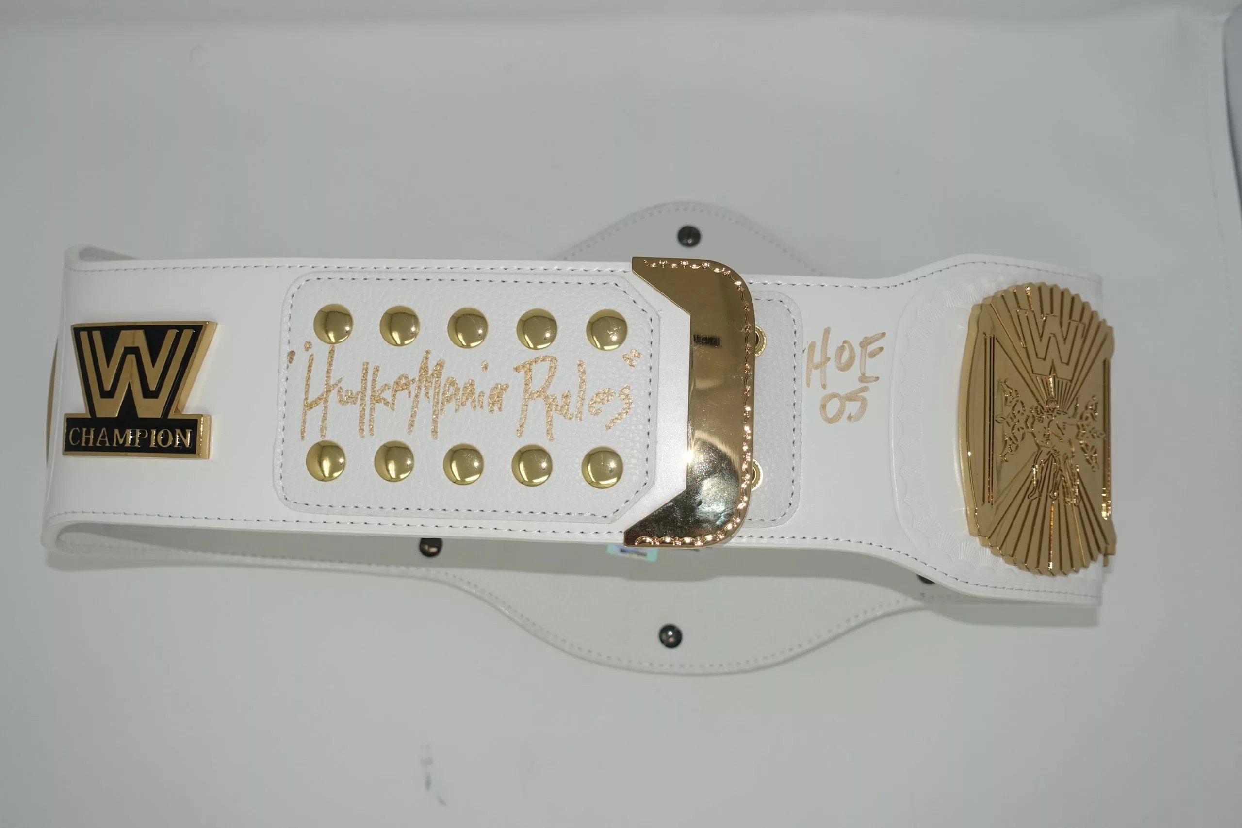 Hogan's Beach Shop Signed WWE White Winged Eagle Replica Belt W Free Signed 8x10 4 Hogan's Beach Shop Signed WWE White Winged Eagle Replica Belt W Free Signed 8x10 - Image 2