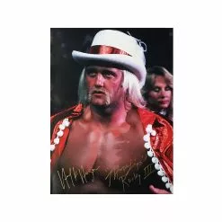 Hogan's Beach Shop Hulk Hogan Signed Thunderlips Hat And Cape Photo